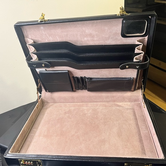 Vintage Gold Embellishment Floral Brief Case - Picture 4 of 5